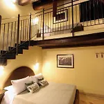 بيت ضيافة Al Catillo 4*