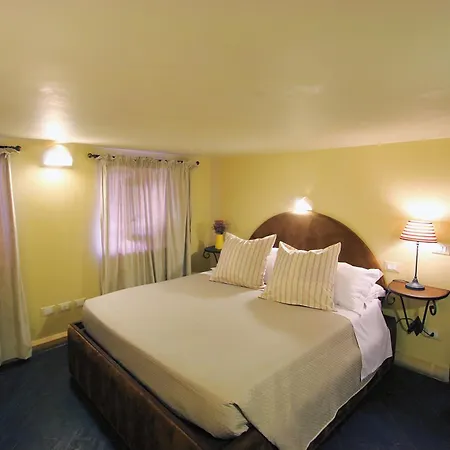 Al Catillo Guest house *